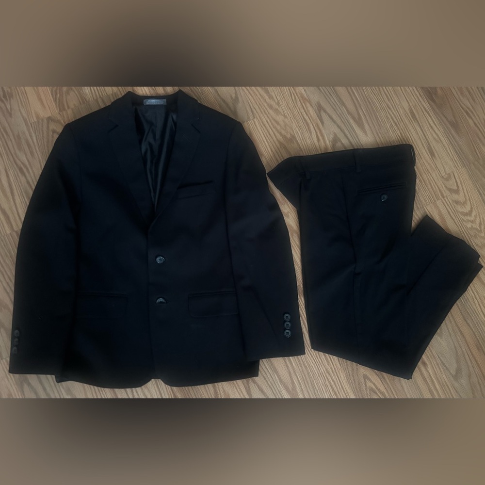 VAN HEUSEN Kids Dress Suit Size 8 10 Regular Fit Black 2pc Set Jacket Pants